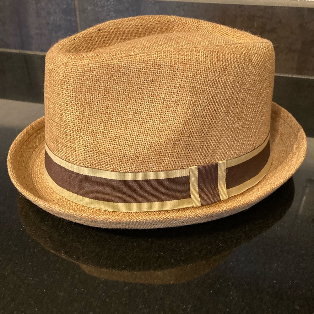 D & Y Fedora